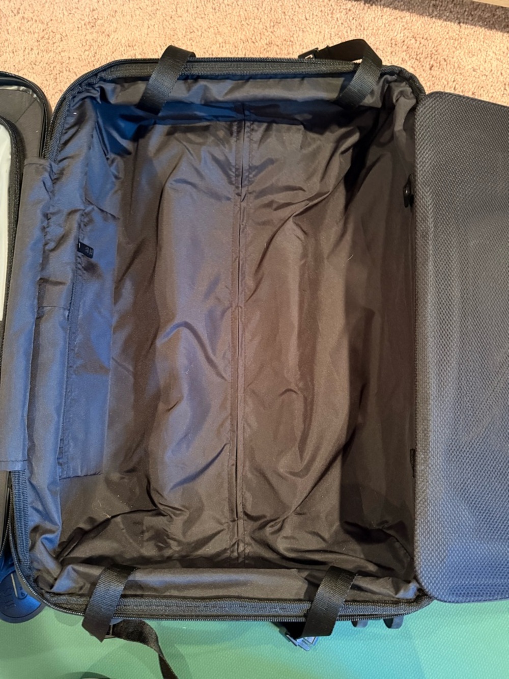 BEIS Black Hard-Shell Carry-On Spinner - Picture 12 of 15